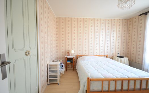 VENDUE PAR NOS SOINS