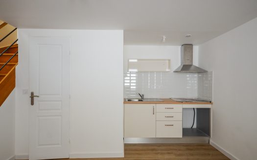 2 PIECES duplex A LOUER BRIE COMTE ROBERT